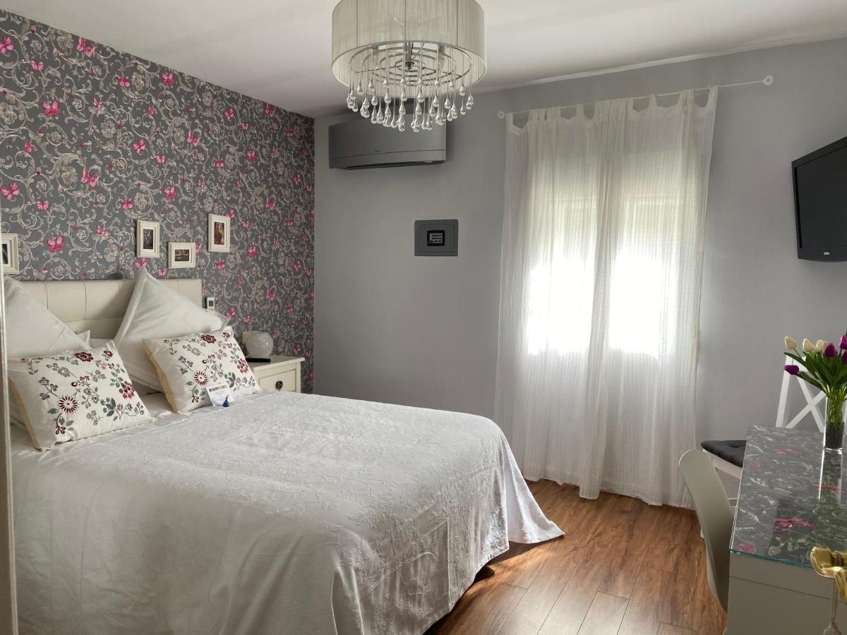 Apartamento La Biblioteca En Cuenca Куэнка Экстерьер фото