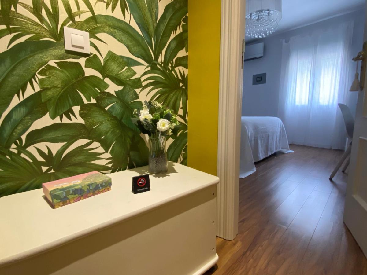 Apartamento La Biblioteca En Cuenca Куэнка Экстерьер фото